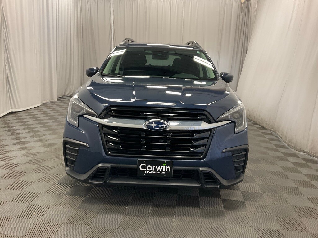 2024 Subaru Ascent Premium photo 3