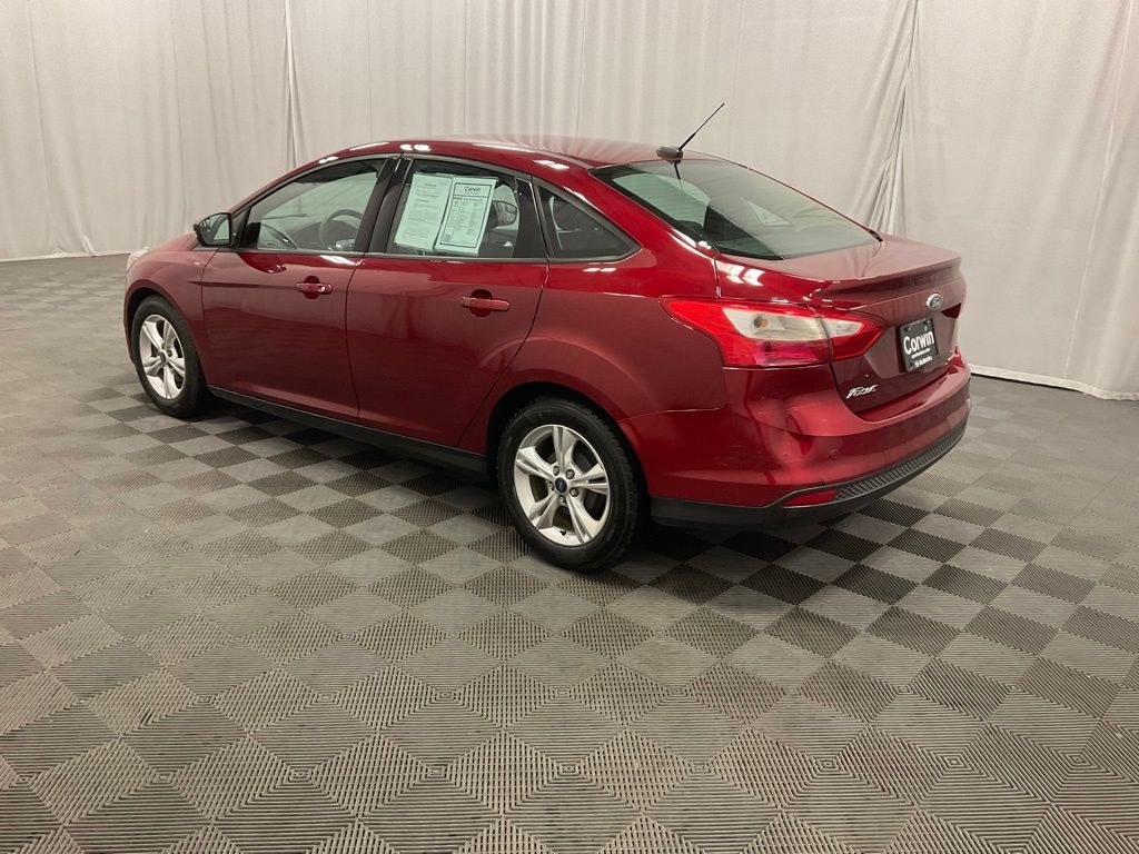 2013 Ford Focus SE photo 4