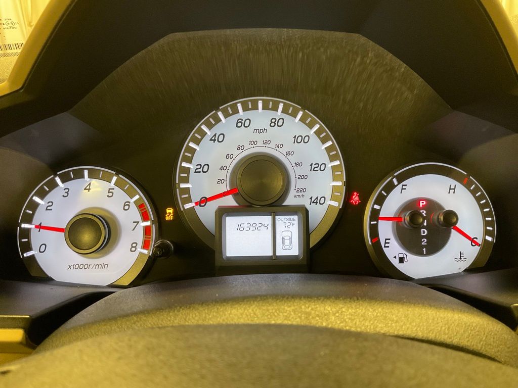 Used 2013 Honda Pilot EX-L with VIN 5FNYF4H54DB073761 for sale in Moorhead, Minnesota