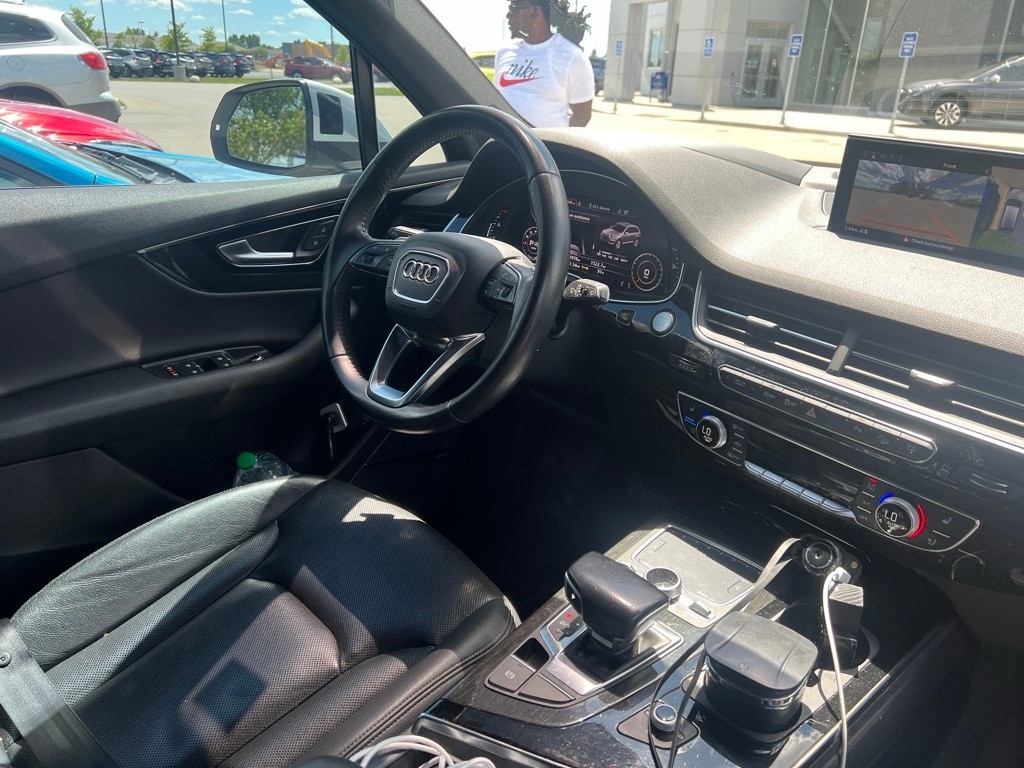 Used 2017 Audi Q7 Prestige with VIN WA1VAAF72HD047560 for sale in Moorhead, Minnesota