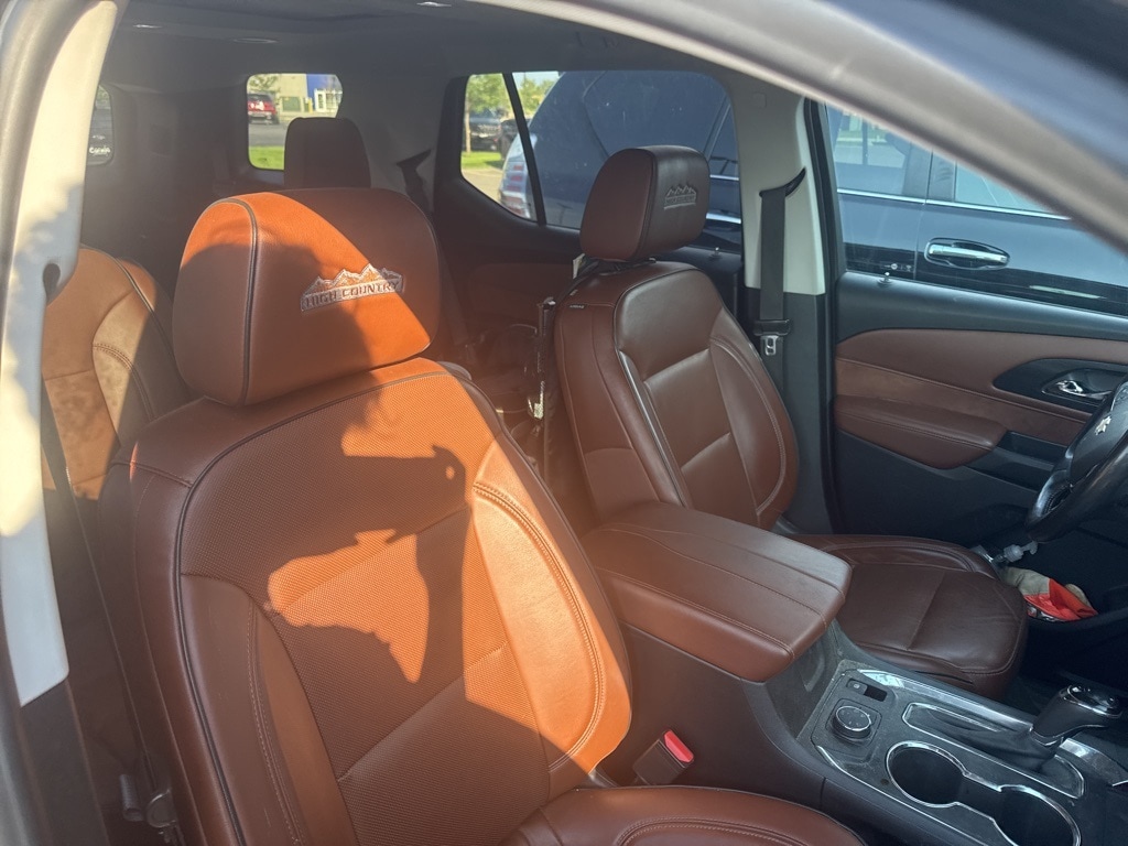 Used 2018 Chevrolet Traverse High Country with VIN 1GNEVKKW0JJ257604 for sale in Moorhead, Minnesota