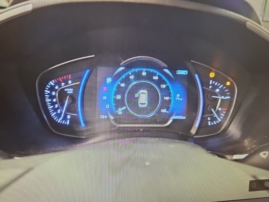 Used 2020 Hyundai Santa Fe SEL with VIN 5NMS3CAA9LH163405 for sale in Moorhead, Minnesota