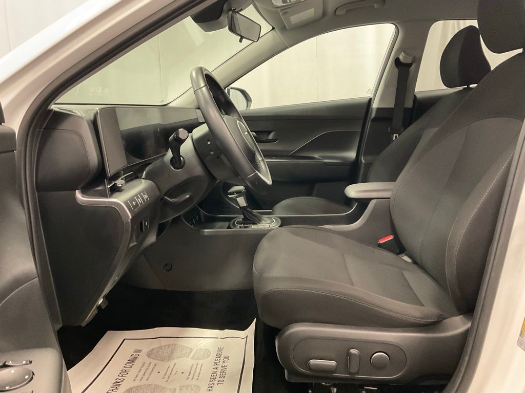 2025 Hyundai Kona SEL N Line photo 4