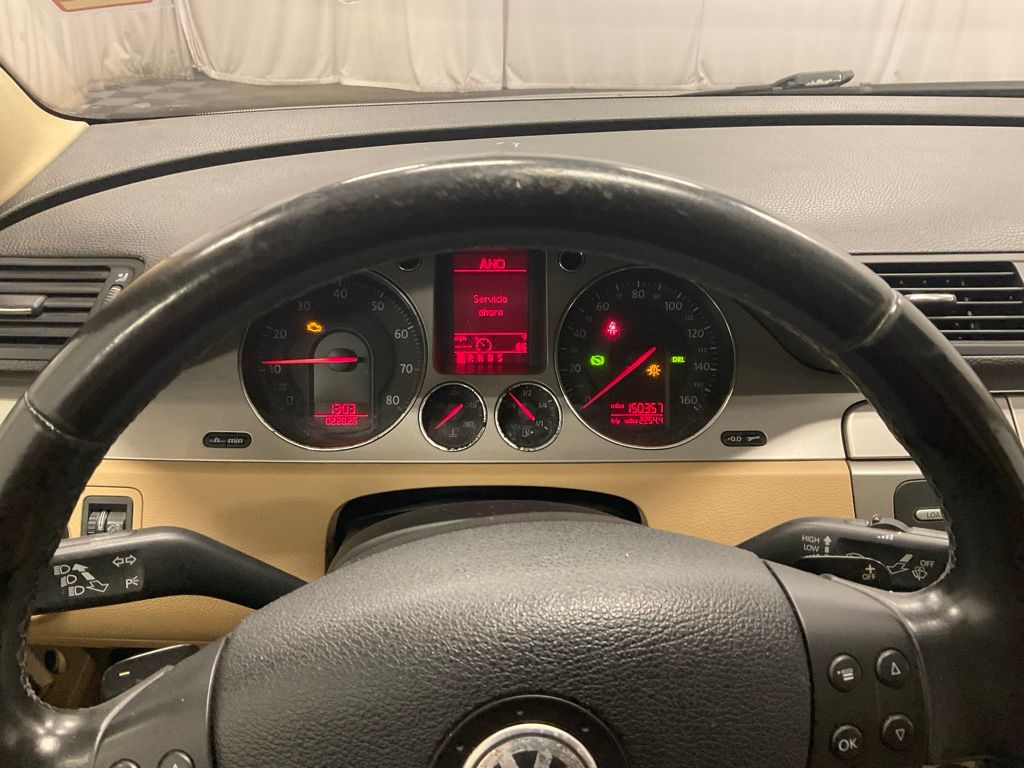 Used 2008 Volkswagen Passat Komfort with VIN WVWAK73C78E020807 for sale in Moorhead, Minnesota