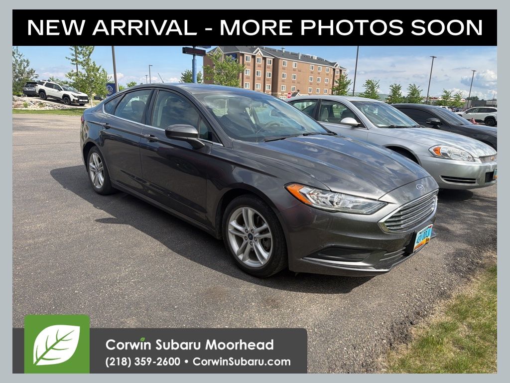 2018 Ford Fusion SE FWD's photo