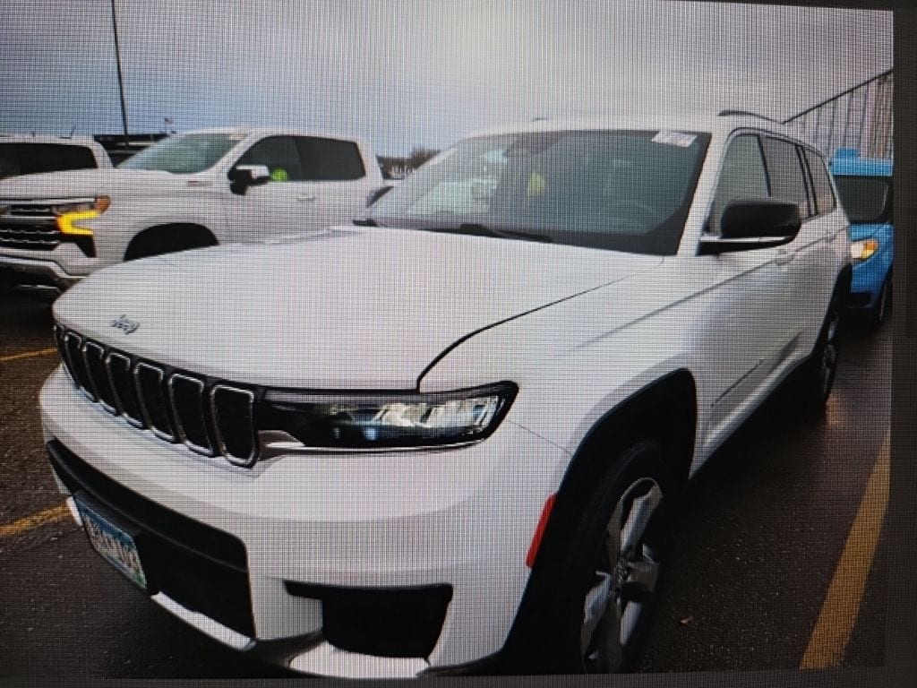 Used 2021 Jeep Grand Cherokee L Limited with VIN 1C4RJKBG7M8162886 for sale in Moorhead, Minnesota