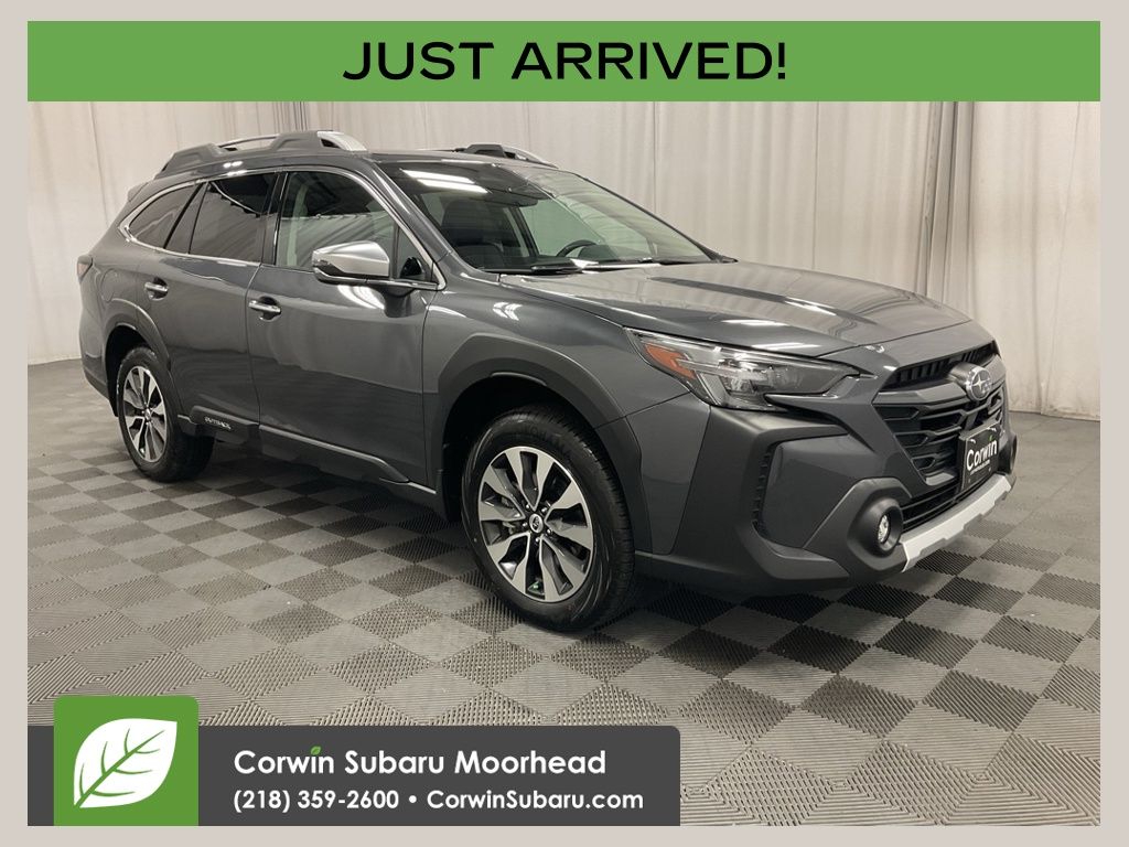 2025 Subaru Outback Touring's photo