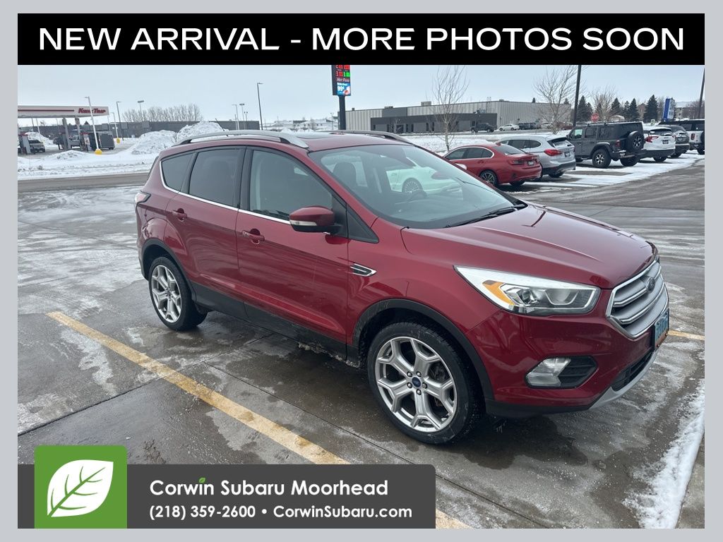 2017 Ford Escape Titanium's photo