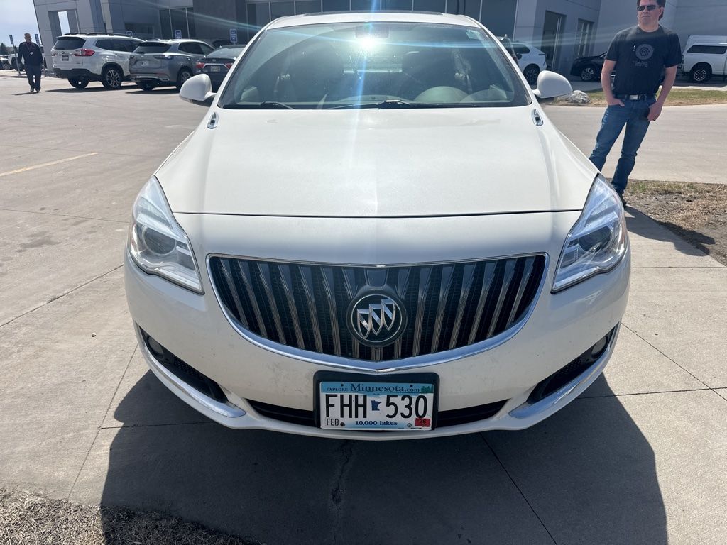 Used 2015 Buick Regal Base with VIN 2G4GL5EX4F9230627 for sale in Moorhead, Minnesota