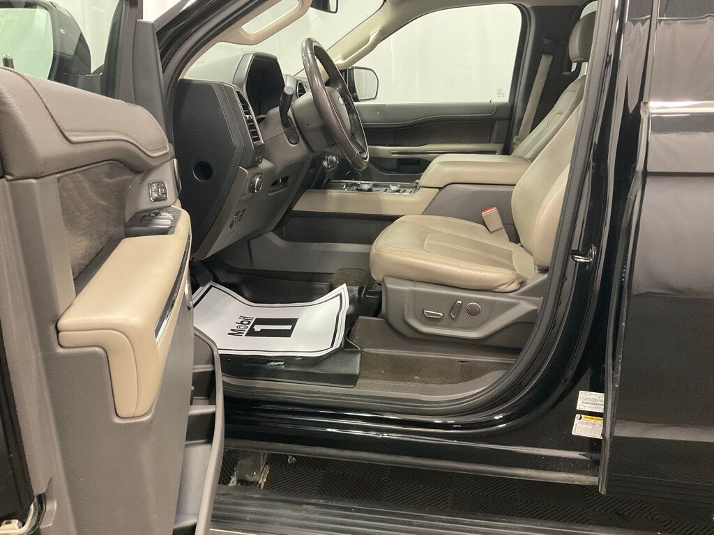 2019 Ford Expedition Limited photo 4