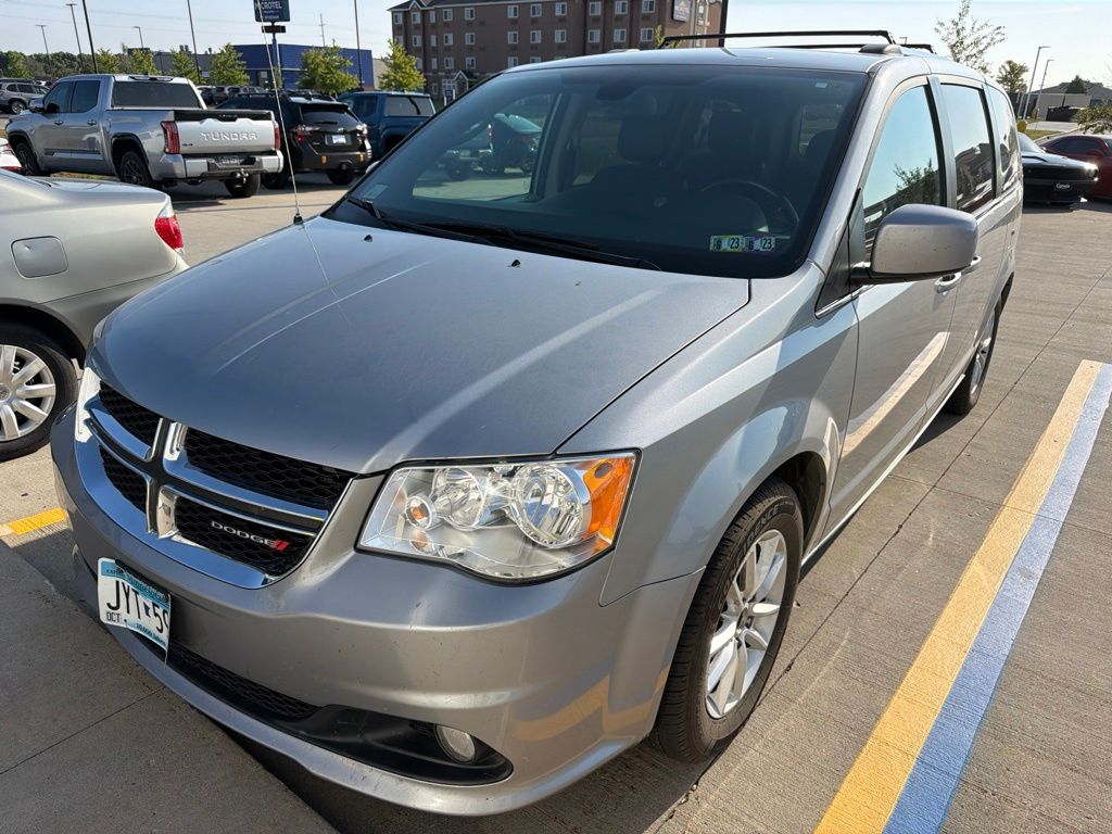Used 2018 Dodge Grand Caravan SXT with VIN 2C4RDGCGXJR326425 for sale in Moorhead, Minnesota