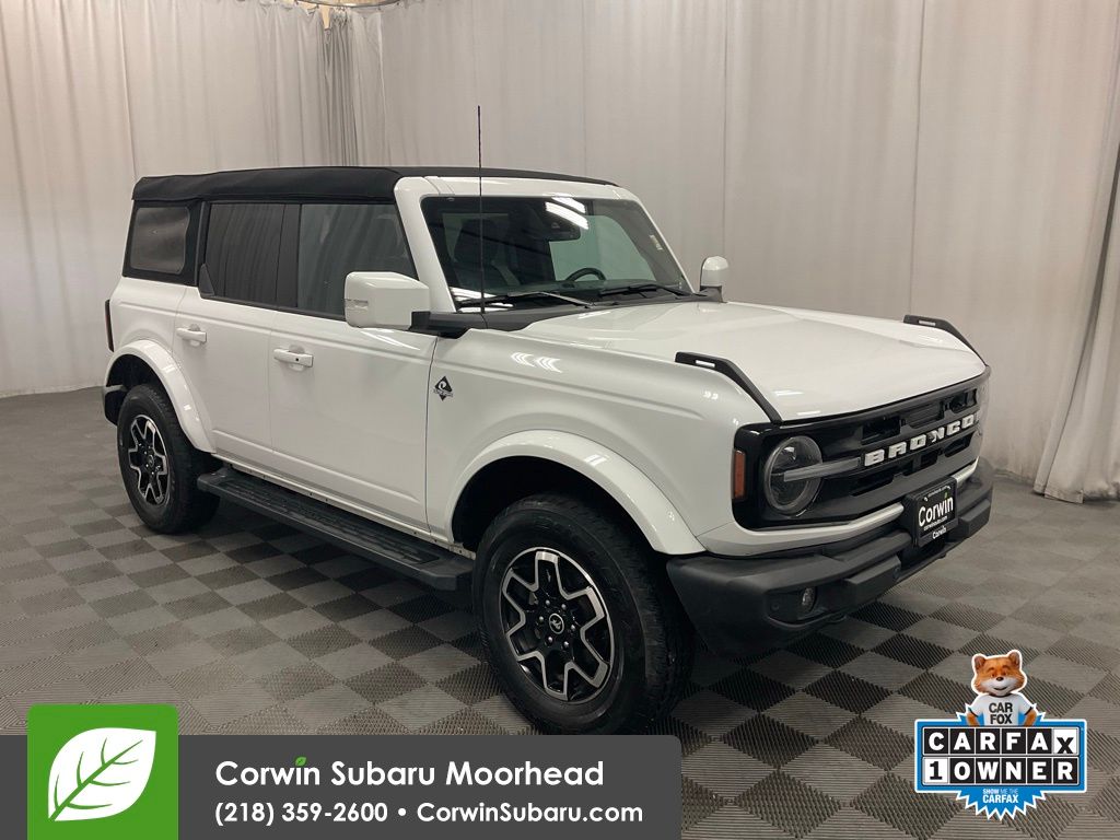 2023 Ford Bronco 4-Door Outer Banks's photo