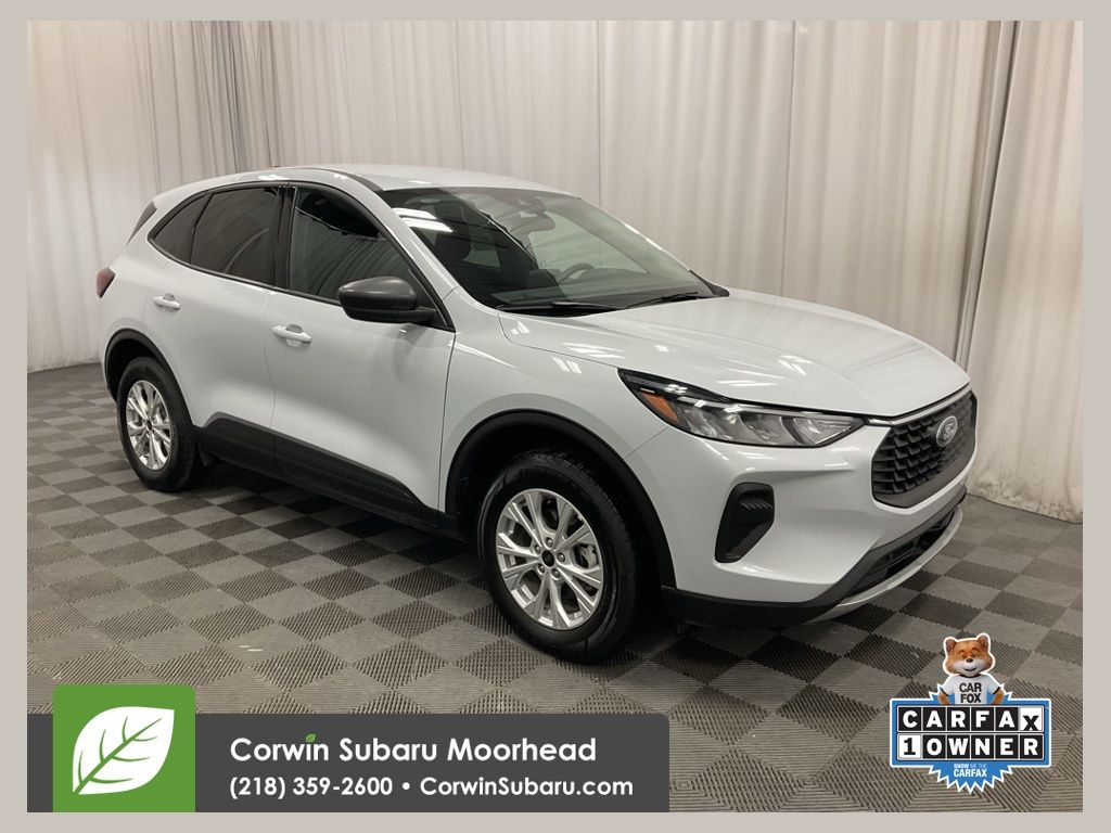 2025 Ford Escape Active's photo