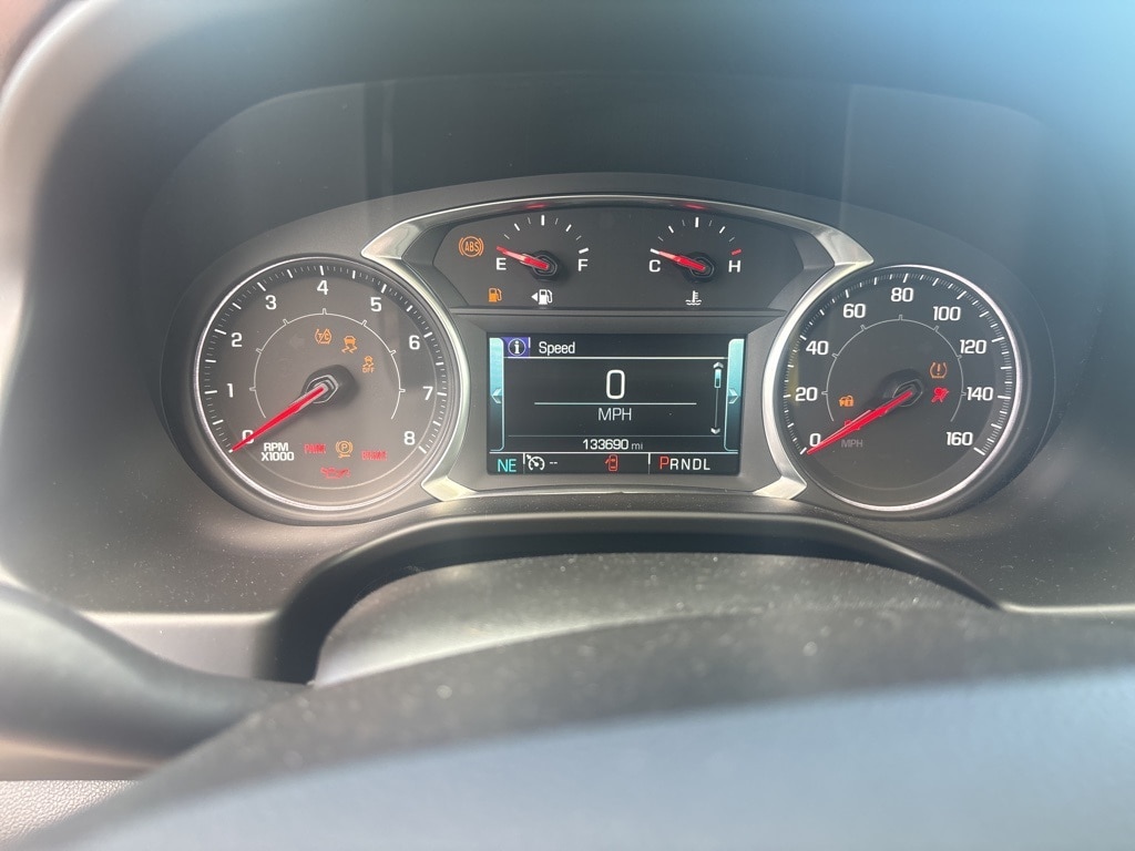 Used 2018 GMC Acadia SLT-2 with VIN 1GKKNWLSXJZ124577 for sale in Moorhead, Minnesota