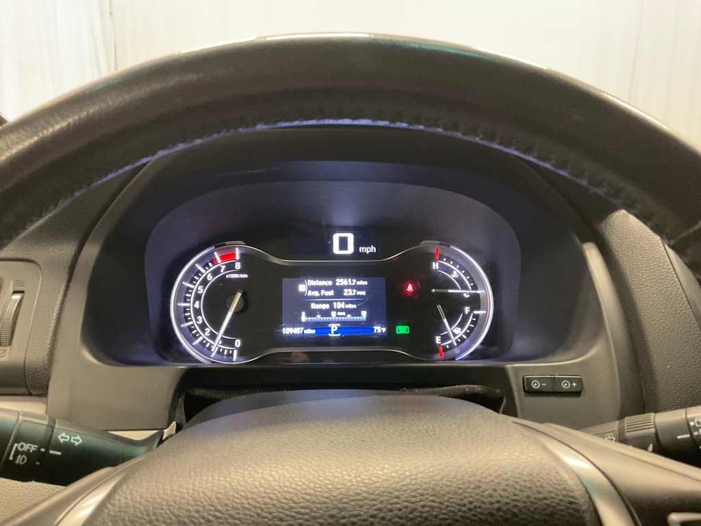 Used 2017 Honda Pilot EX-L with VIN 5FNYF6H56HB045770 for sale in Moorhead, Minnesota