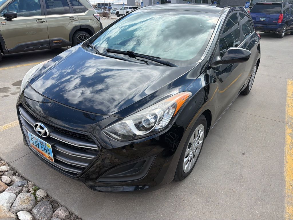 Used 2016 Hyundai Elantra GT Base with VIN KMHD35LH5GU289155 for sale in Moorhead, Minnesota