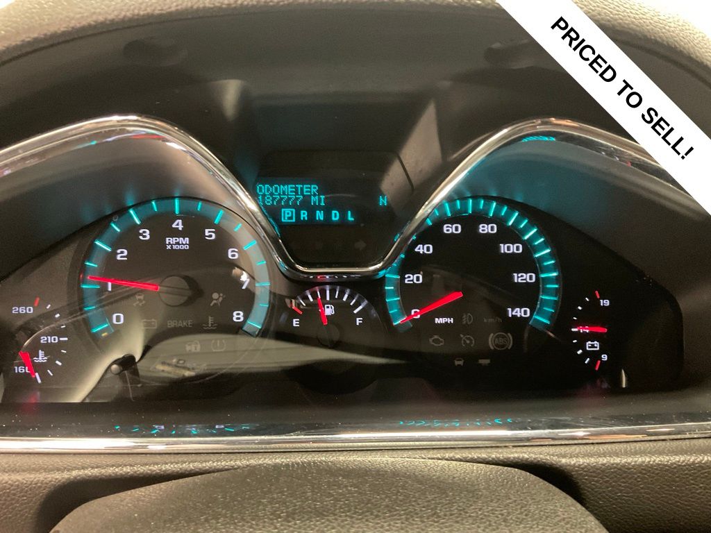 Used 2014 Chevrolet Traverse 1LT with VIN 1GNKVGKD2EJ334638 for sale in Moorhead, Minnesota