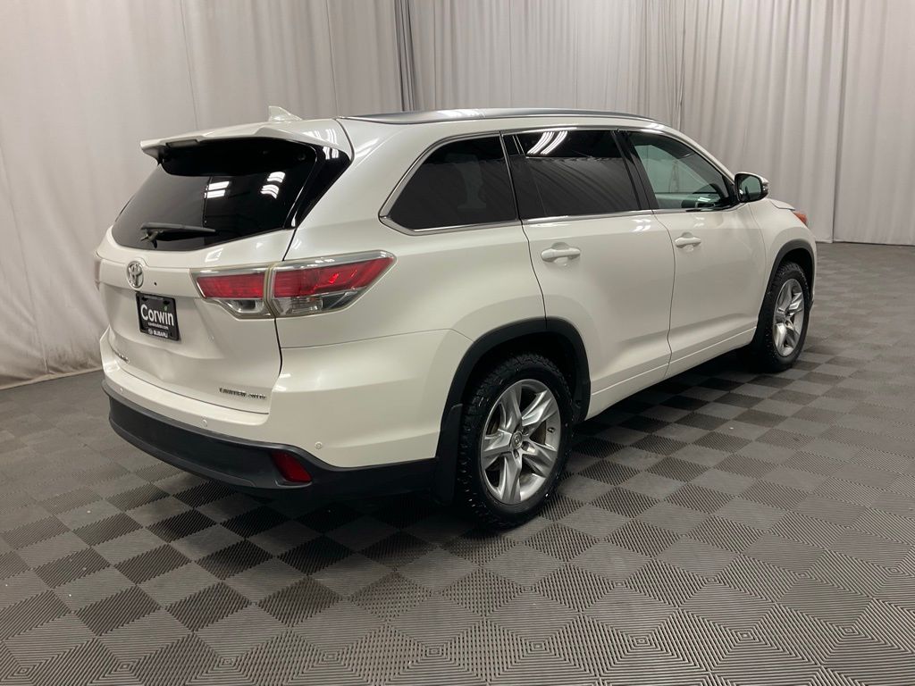 Used 2014 Toyota Highlander Limited Platinum with VIN 5TDDKRFHXES025103 for sale in Moorhead, MN