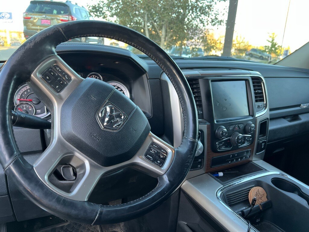 2015 Ram 1500 Laramie photo 2