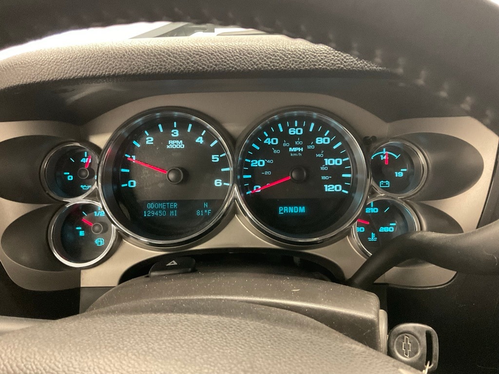 Used 2013 Chevrolet Silverado 1500 LT with VIN 1GCRKSE75DZ229522 for sale in Moorhead, Minnesota