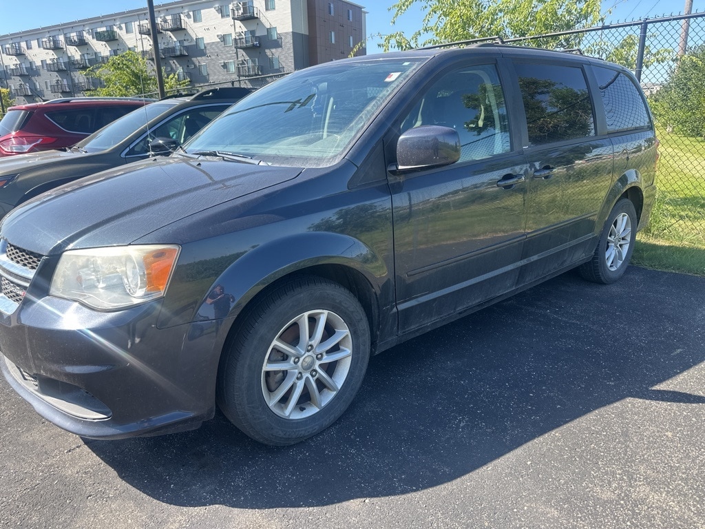 Used 2014 Dodge Grand Caravan SXT with VIN 2C4RDGCG7ER213828 for sale in Moorhead, Minnesota