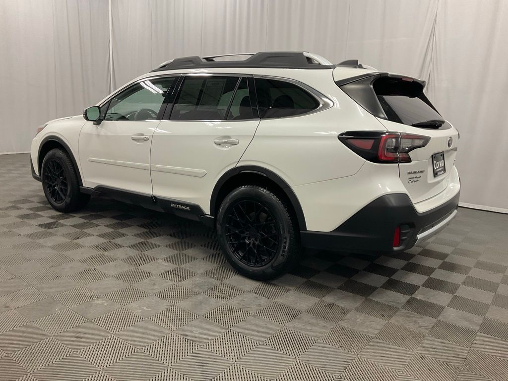 2022 Subaru Outback Touring photo 3