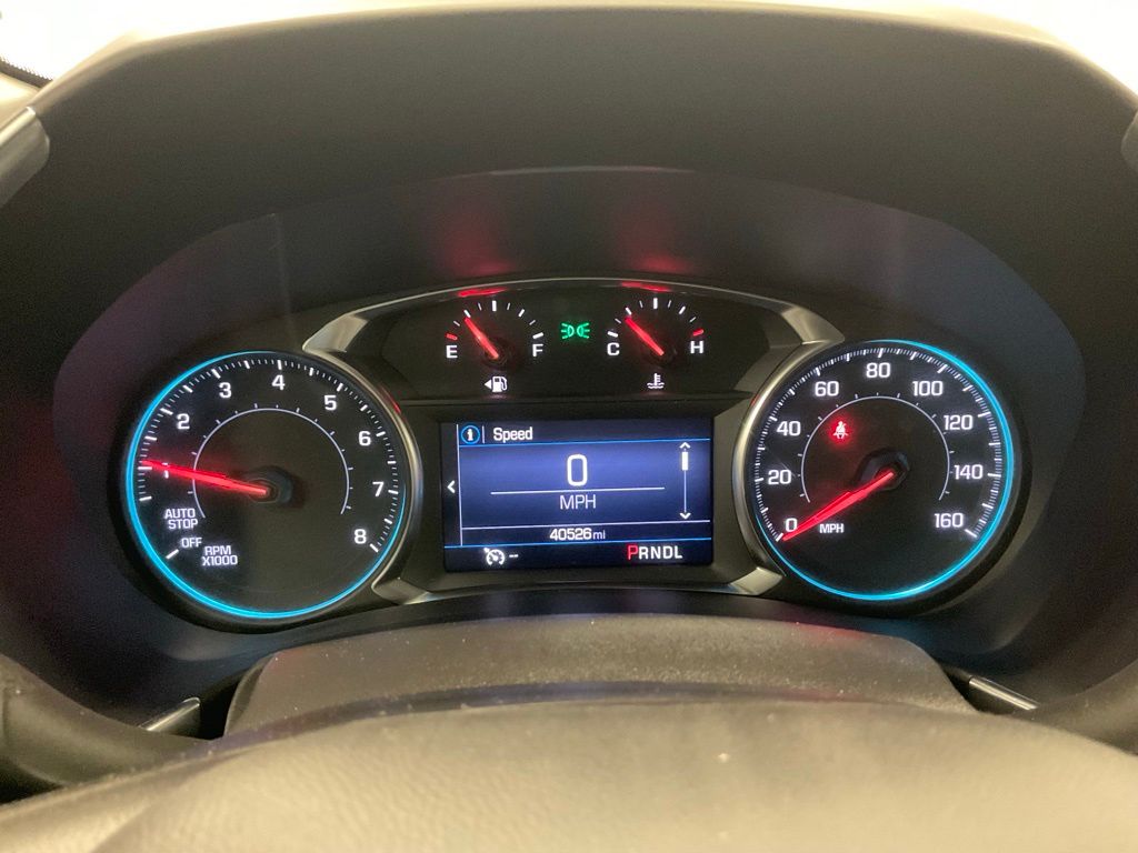 Used 2022 Chevrolet Equinox LT with VIN 3GNAXUEV5NL290717 for sale in Moorhead, Minnesota