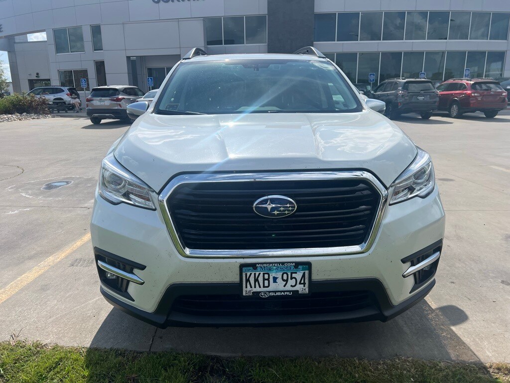 2021 Subaru Ascent Touring photo 3