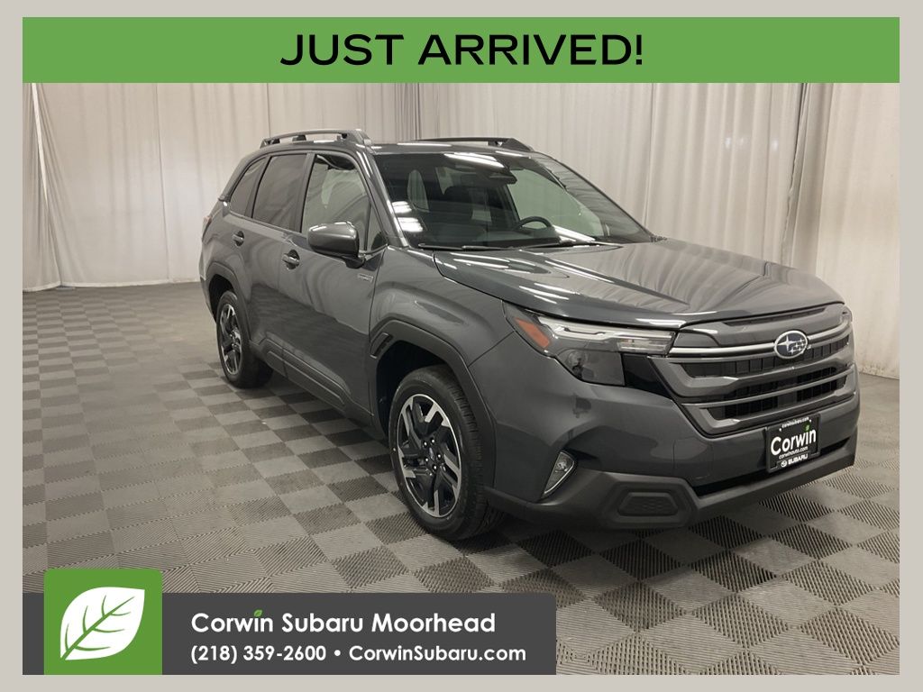 2025 Subaru Forester Premium's photo