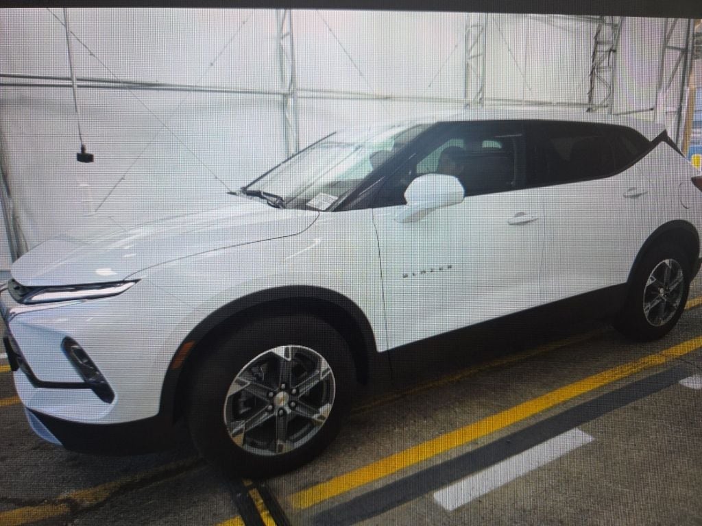 Used 2025 Chevrolet Blazer 2LT with VIN 3GNKBHR48SS215586 for sale in Moorhead, Minnesota