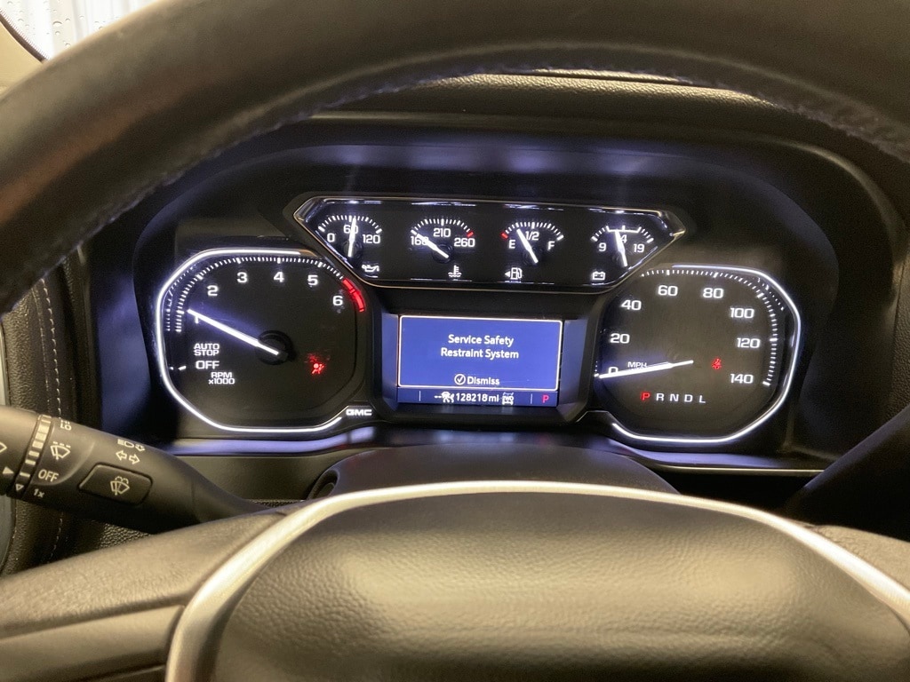 Used 2021 GMC Sierra 1500 SLT with VIN 3GTU9DED8MG241686 for sale in Moorhead, Minnesota