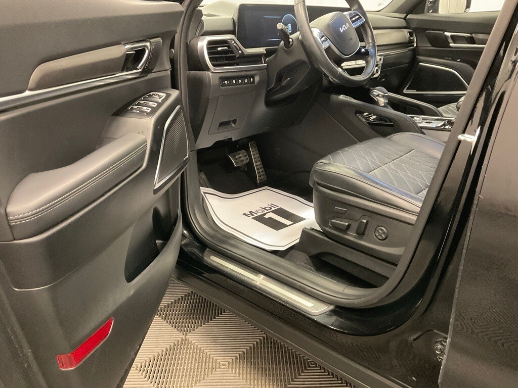 2024 Kia Telluride X-Line photo 2