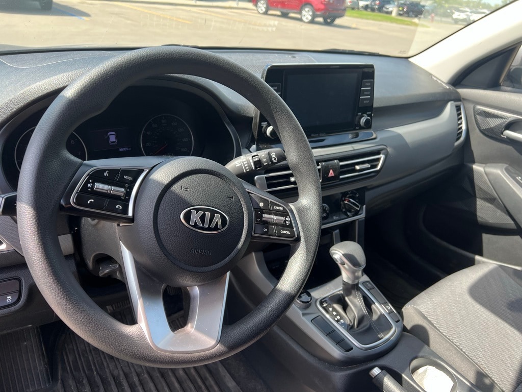 Used 2021 Kia Seltos LX with VIN KNDEPCAA4M7104997 for sale in Moorhead, Minnesota