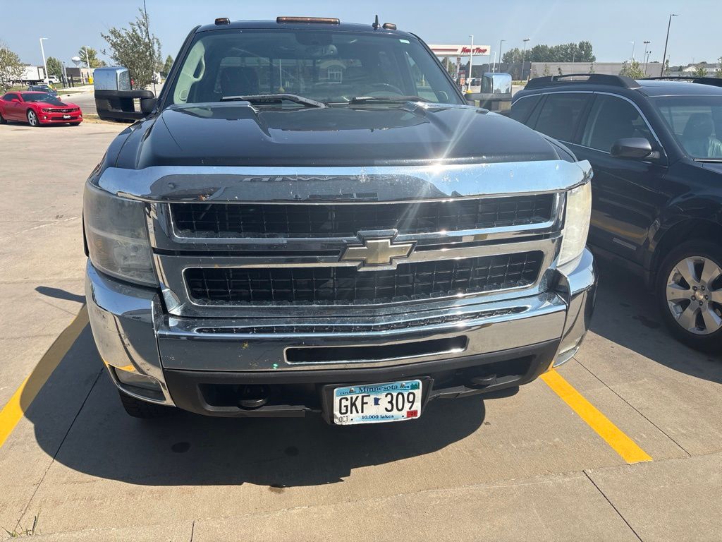 Used 2008 Chevrolet Silverado 2500HD  with VIN 1GCHK23658F159212 for sale in Moorhead, Minnesota