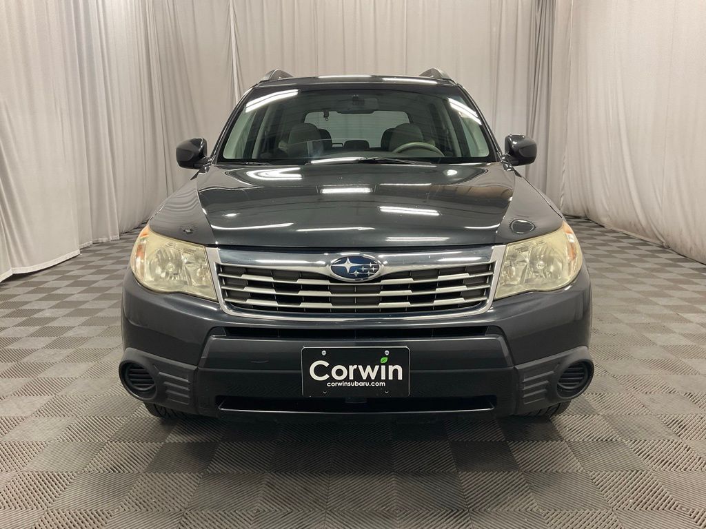 2010 Subaru Forester 2.5X Premium photo 4