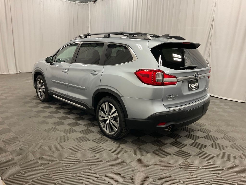 2022 Subaru Ascent Limited photo 4