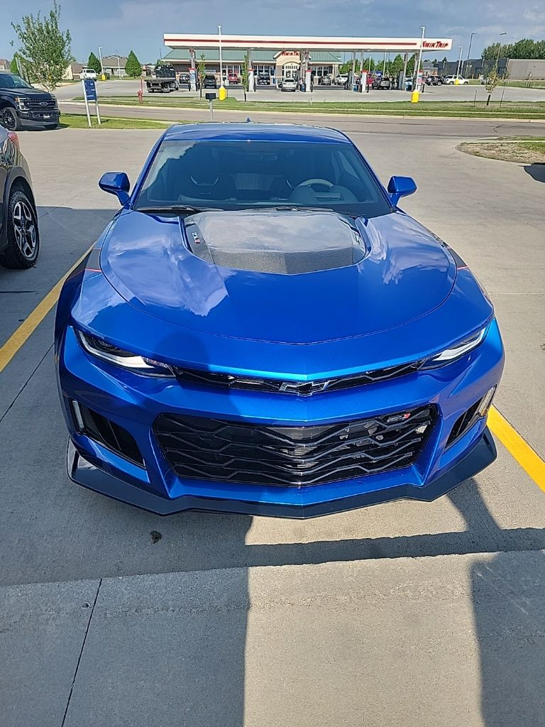 Used 2018 Chevrolet Camaro ZL1 with VIN 1G1FK1R62J0173773 for sale in Moorhead, Minnesota
