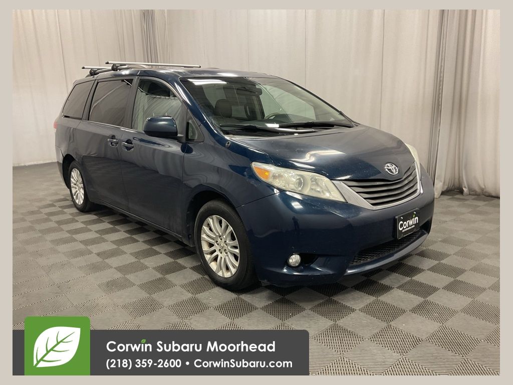 2011 Toyota Sienna XLE