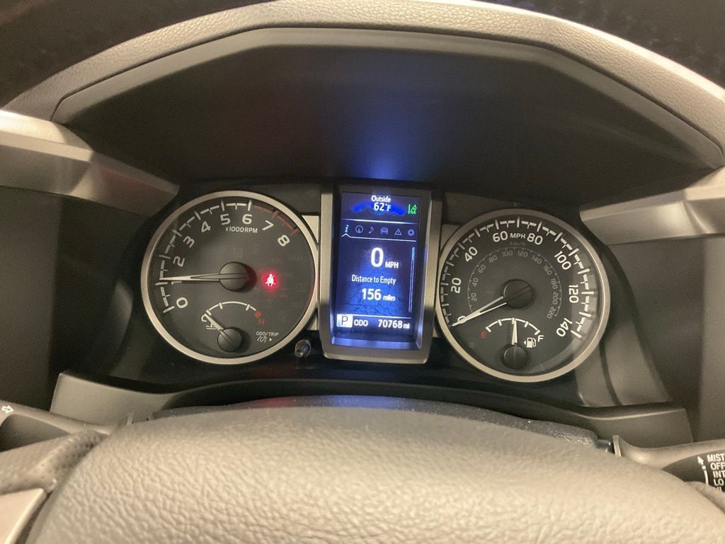 Used 2019 Toyota Tacoma Limited with VIN 3TMGZ5AN3KM252305 for sale in Moorhead, Minnesota