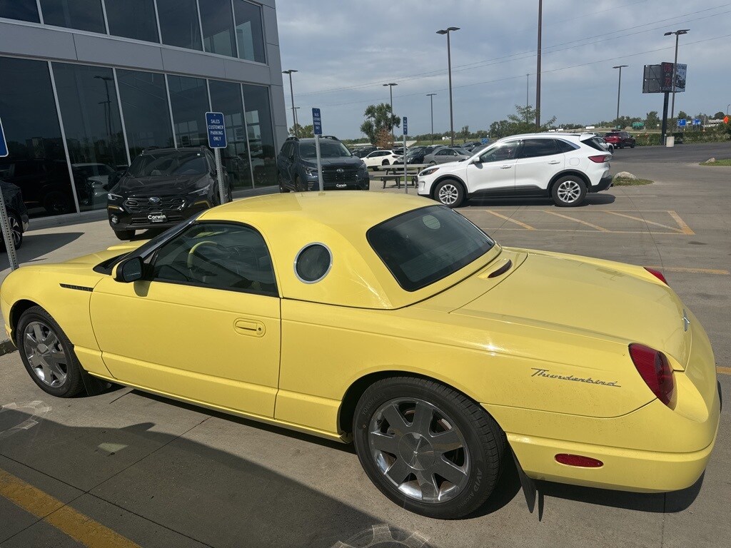 2002 Ford Thunderbird Premium photo 4
