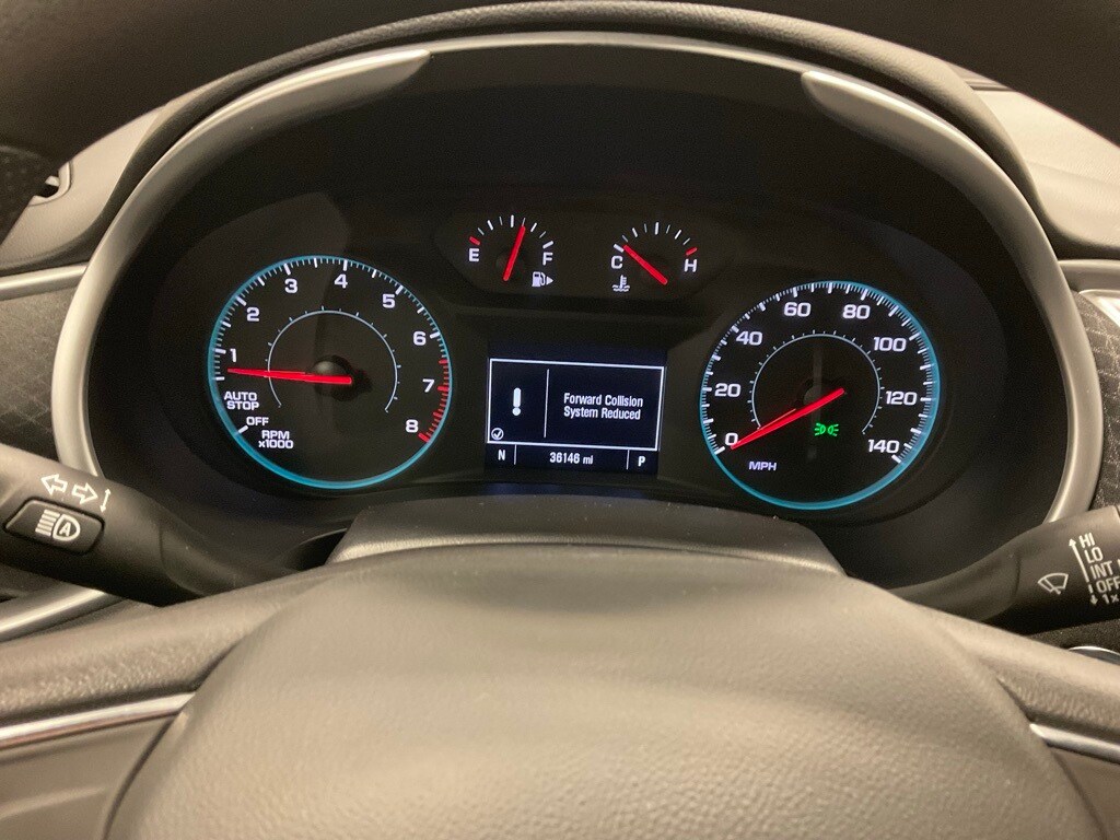 2024 Chevrolet Malibu 1LT photo 2