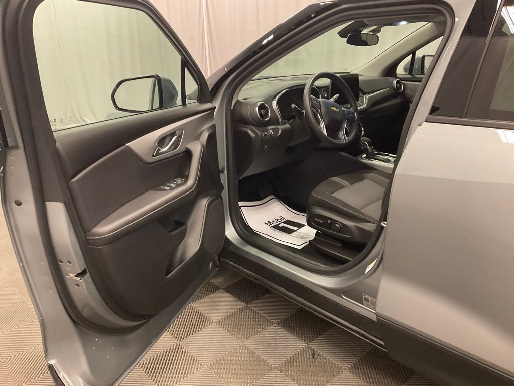 Used 2025 Chevrolet Blazer 2LT with VIN 3GNKBHR49SS138405 for sale in Moorhead, Minnesota