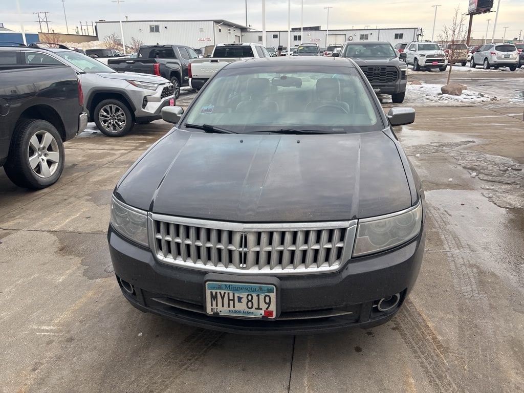Used 2008 Lincoln MKZ Base with VIN 3LNHM26T88R660525 for sale in Fargo, ND