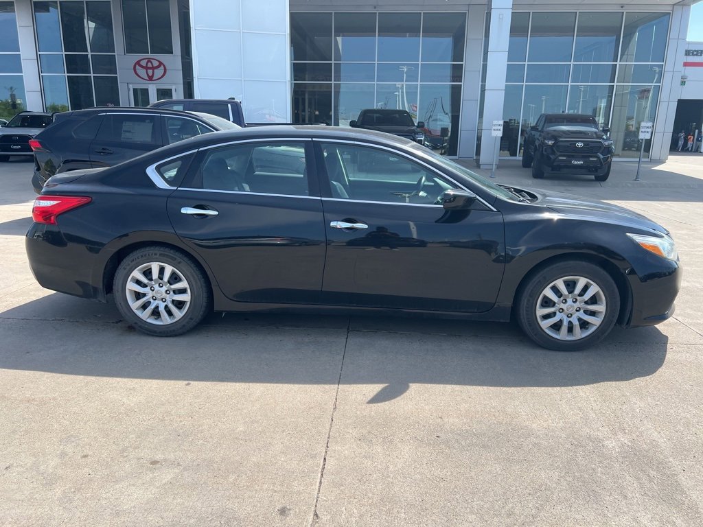 Used 2016 Nissan Altima S with VIN 1N4AL3AP9GC156500 for sale in Fargo, ND