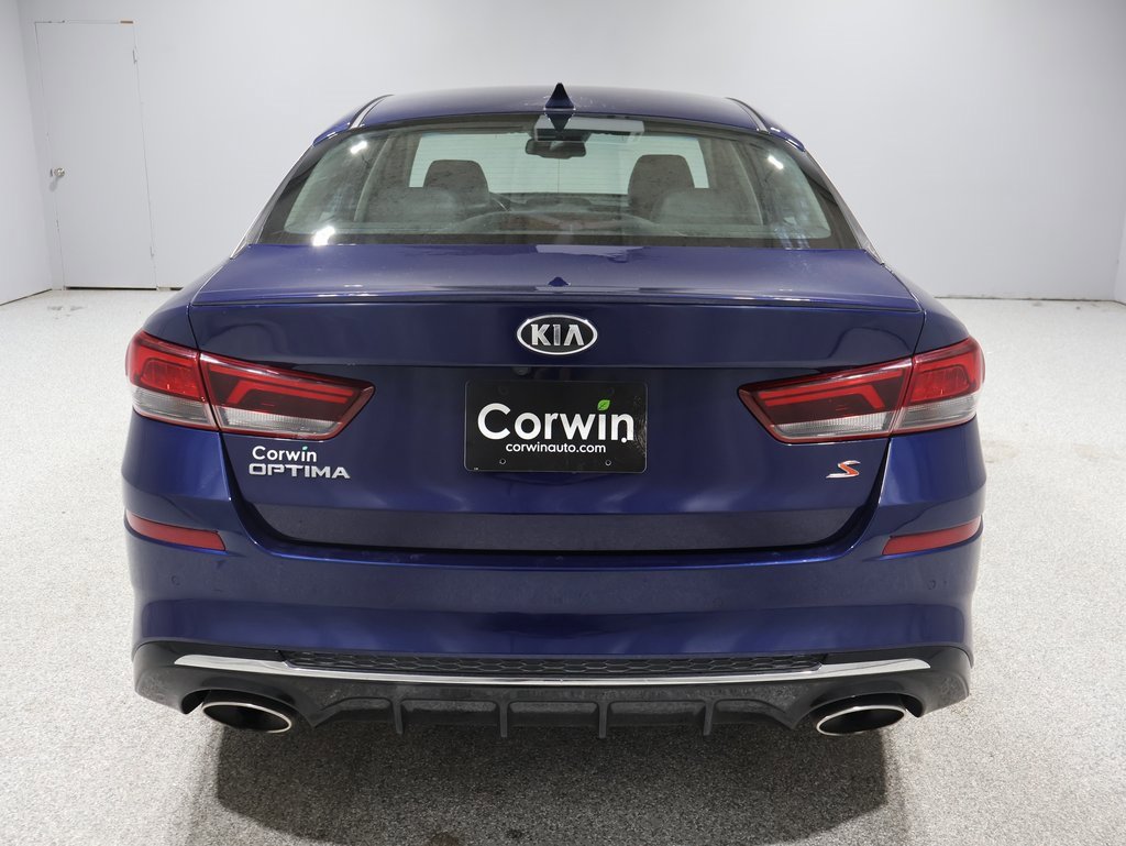 2019 Kia Optima S photo 3