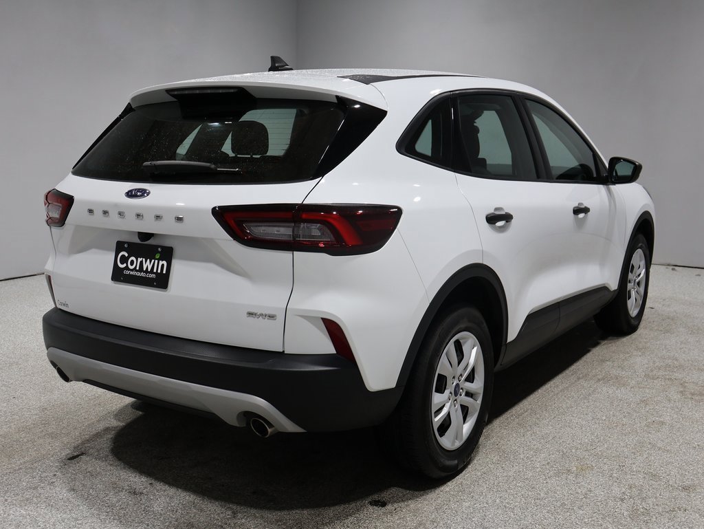 2023 Ford Escape Base photo 2