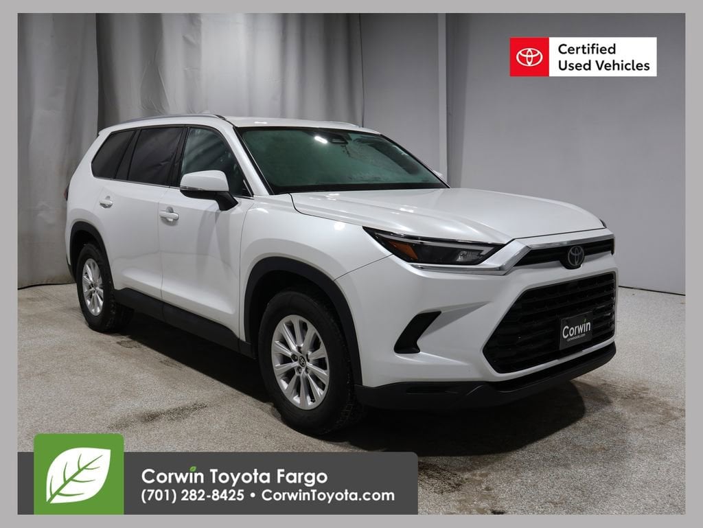 2024 Toyota Grand Highlander XLE's photo