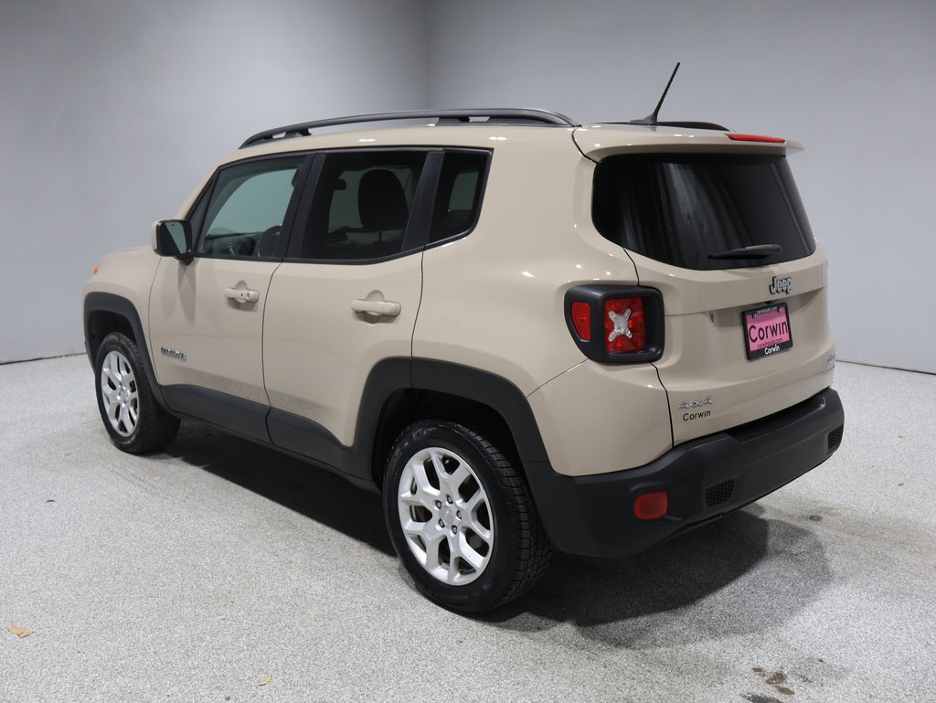 2016 Jeep Renegade Latitude photo 4