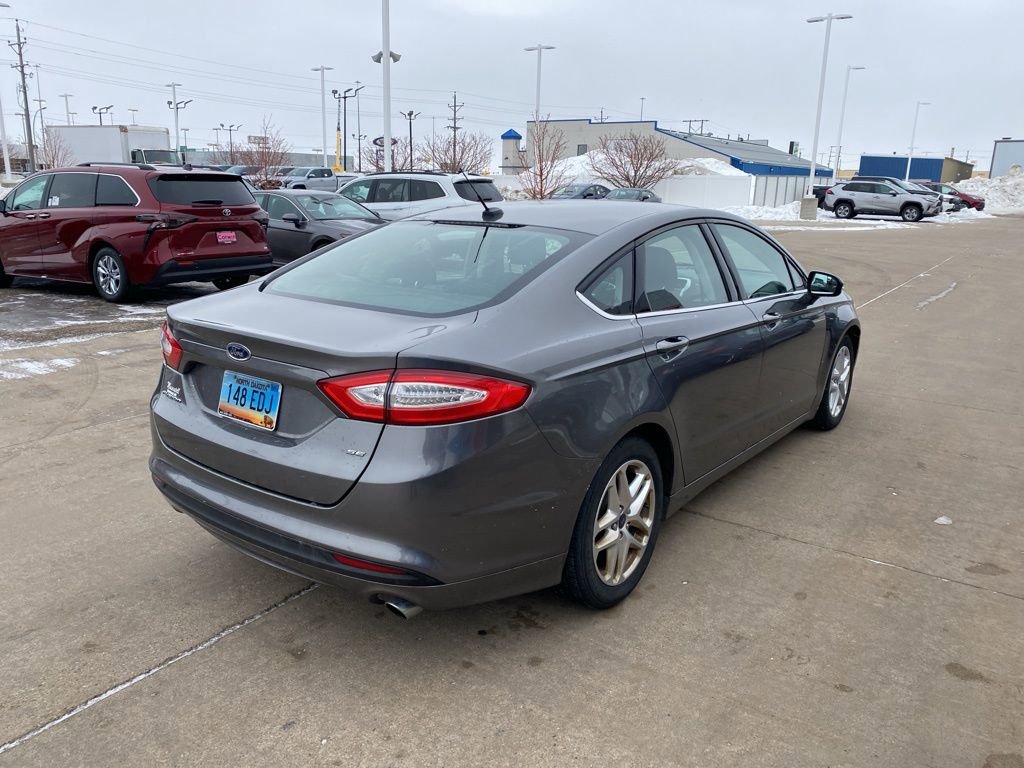 2014 Ford Fusion SE photo 3
