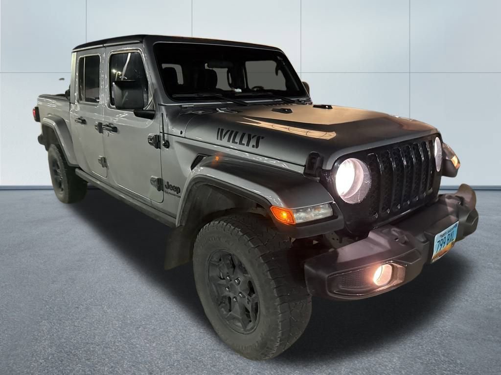 2021 Jeep Gladiator Willys photo 2
